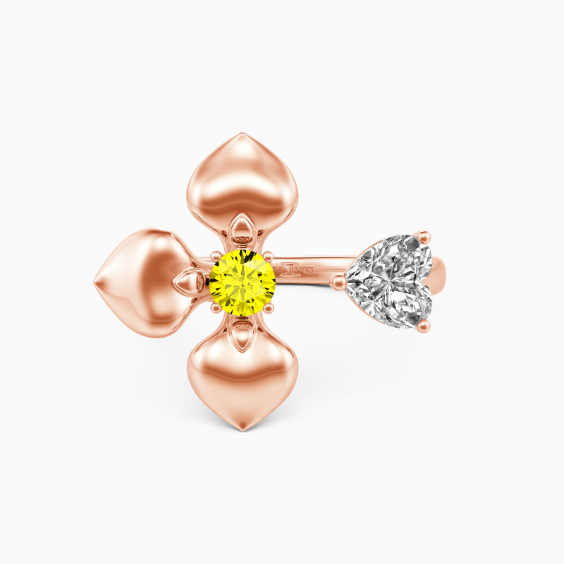 "Face to Love" Hydrangea Flower Classic Wedding Ring