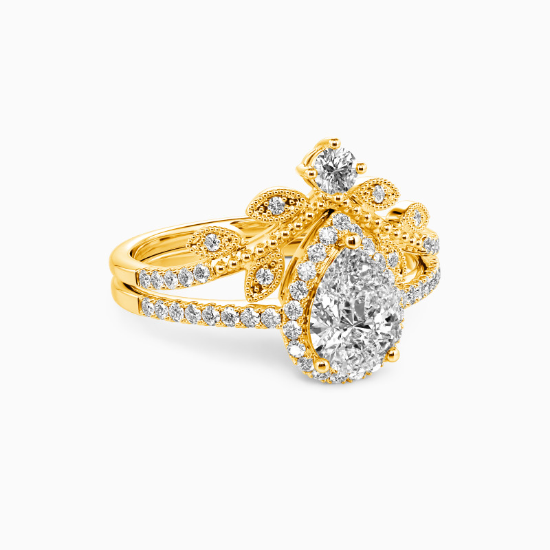 "Cheek To Cheek" Pear Cut 2pcs Bridal Set
