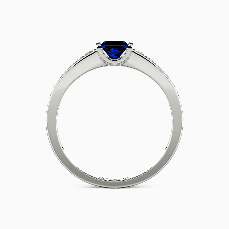「ザ・ロング・ミルキーウェイ」 0.35ct レディアントカット・サイドストーン 婚約指輪