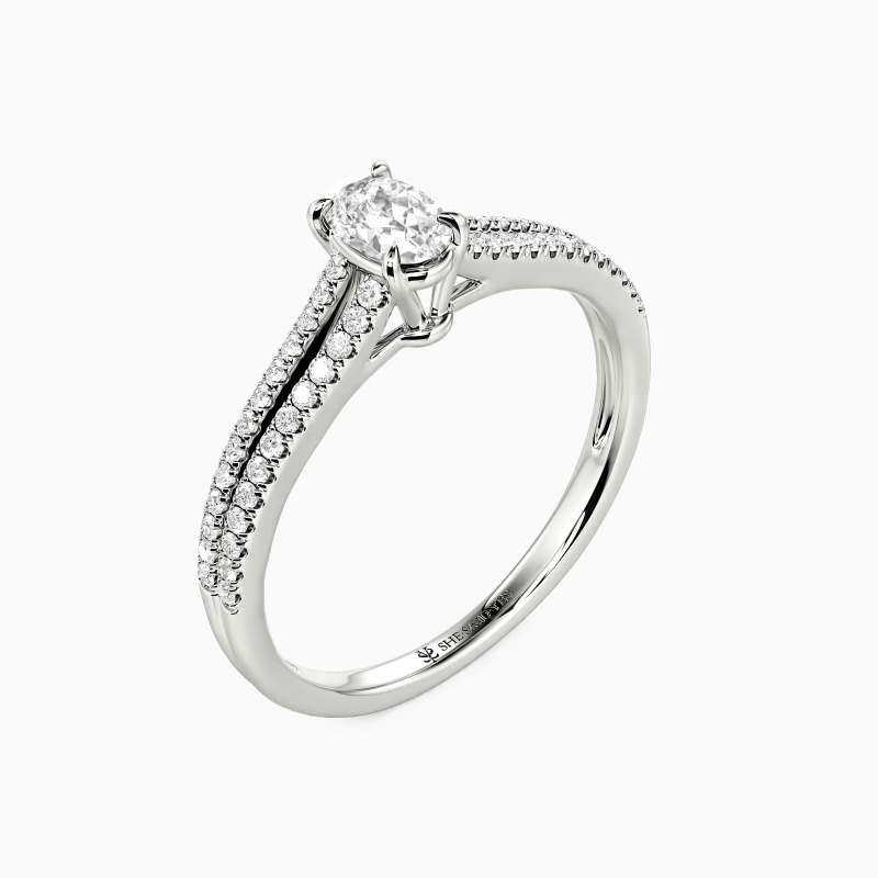 "Du & Ich" Verlobungsring 0,3 ct Ovalschliff mit Seitensteinen