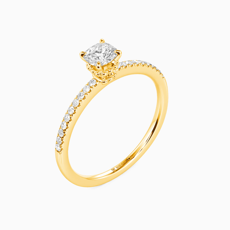 "Du Machst Meinen Tag" Verlobungsring 0,5 ct Kissenschliff mit Seitensteinen