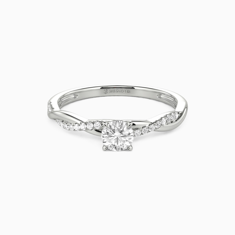 「心の陽だまり」ラウンド 0.3ct サイドストーン 婚約指輪