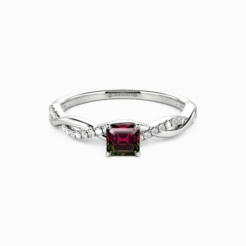 「時を彩る輝き」 0.35ct アッシャーカット サイドストーン 婚約指輪