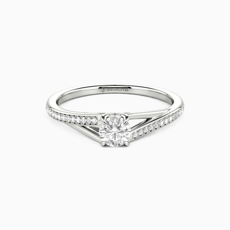 「想いが重なる」 0.3ct ラウンドカット サイドストーン 婚約指輪