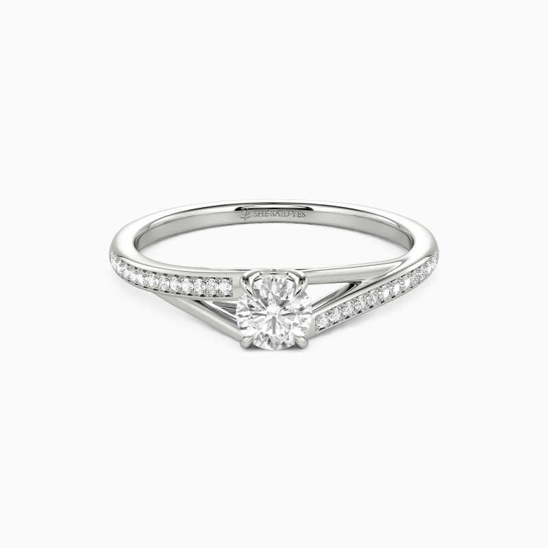 「想いが重なる」 0.3ct ラウンドカット サイドストーン 婚約指輪