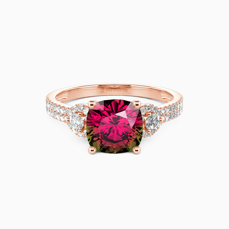 「一緒に歳を重ねて」 クッションカット サイドストーン 婚約指輪 2.0ct