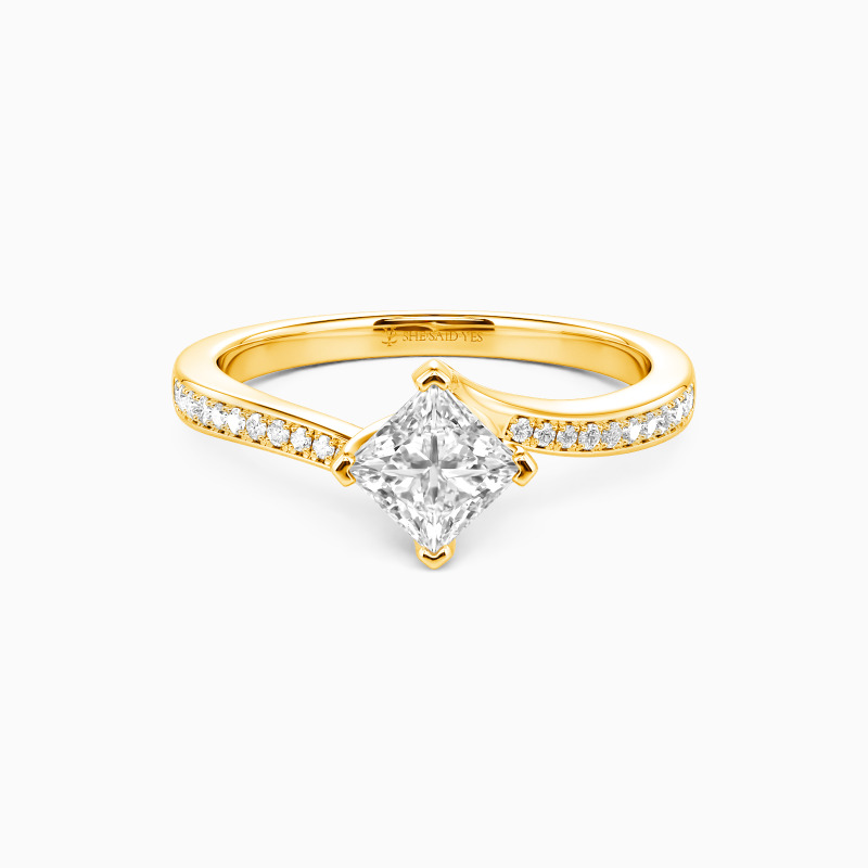 "Es Musste Dich Sein" Verlobungsring 0,6 ct Princess-Schliff mit Seitensteinen