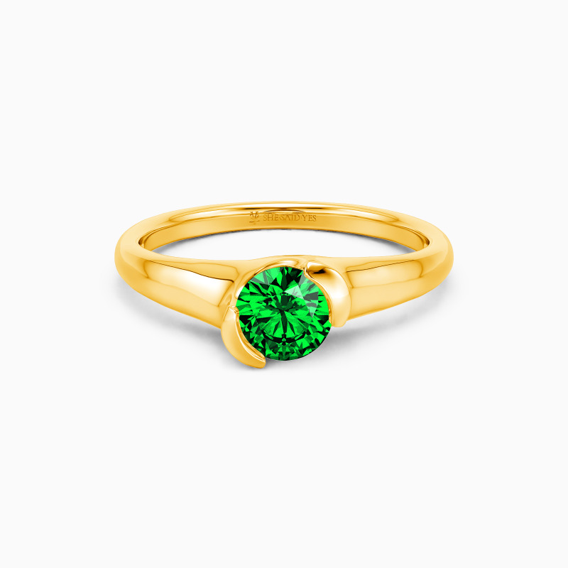 "The Subtle Feeling" Round Cut Solitaire Engagement Ring