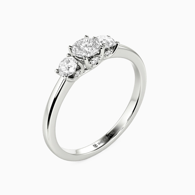 "Liebeslicht" Verlobungsring 0,3 ct Rund mit drei Steinen
