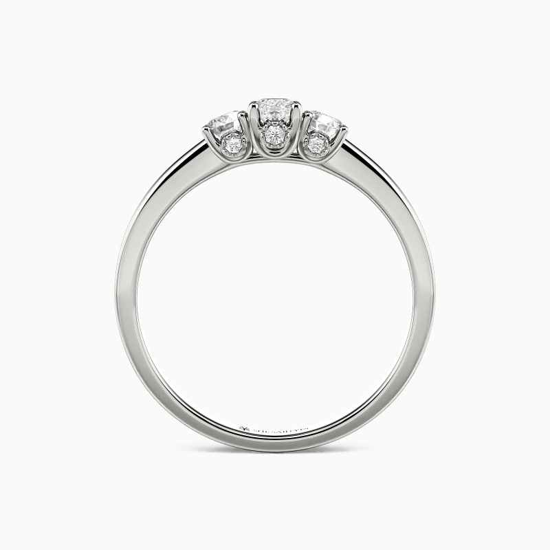 "Hüter des Geheimnisses" Verlobungsring mit drei ovalen Steinen