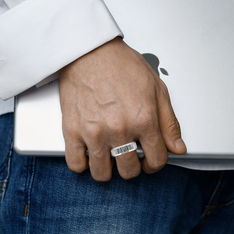 "Scent Of Laurel" Men's Wedding Ring