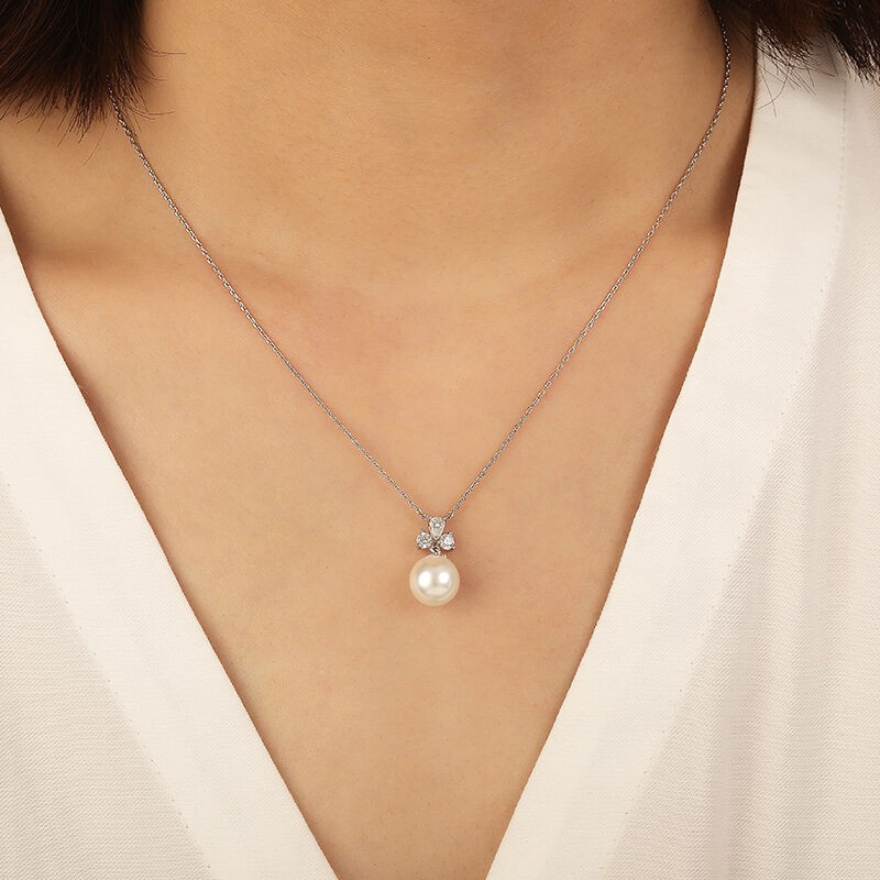 "The Glistening Wish" 9.5-10mm Freshwater Pearl Necklace