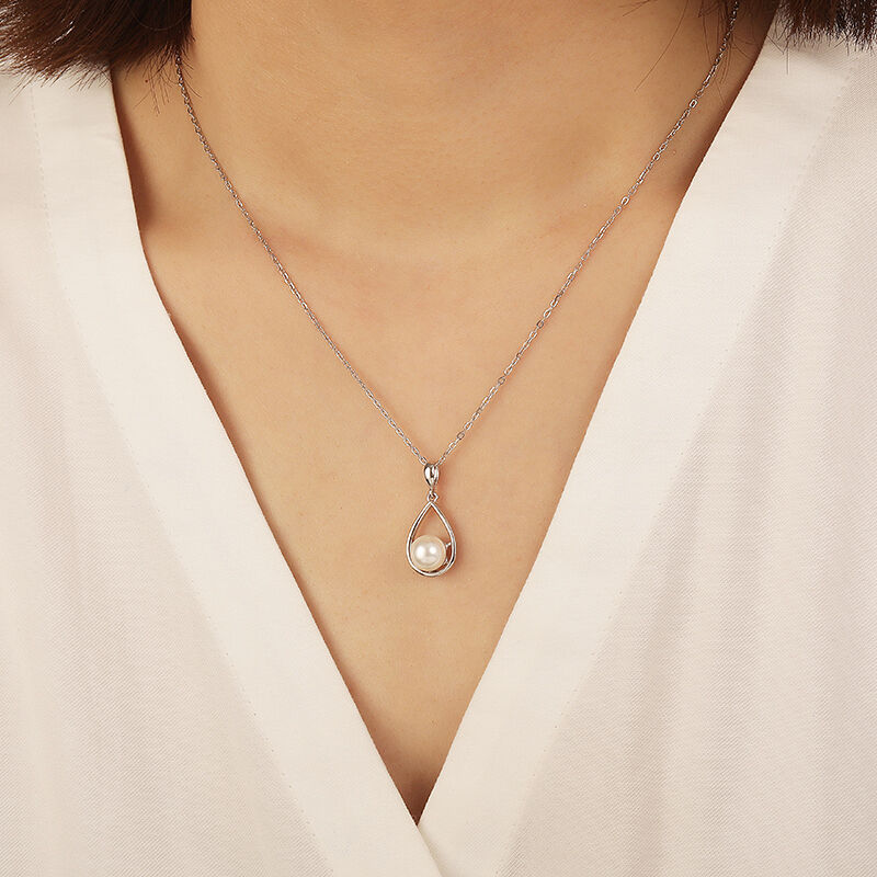 "Whispering Moonlight" 7.5-8.0mm Freshwater Pearl Necklace