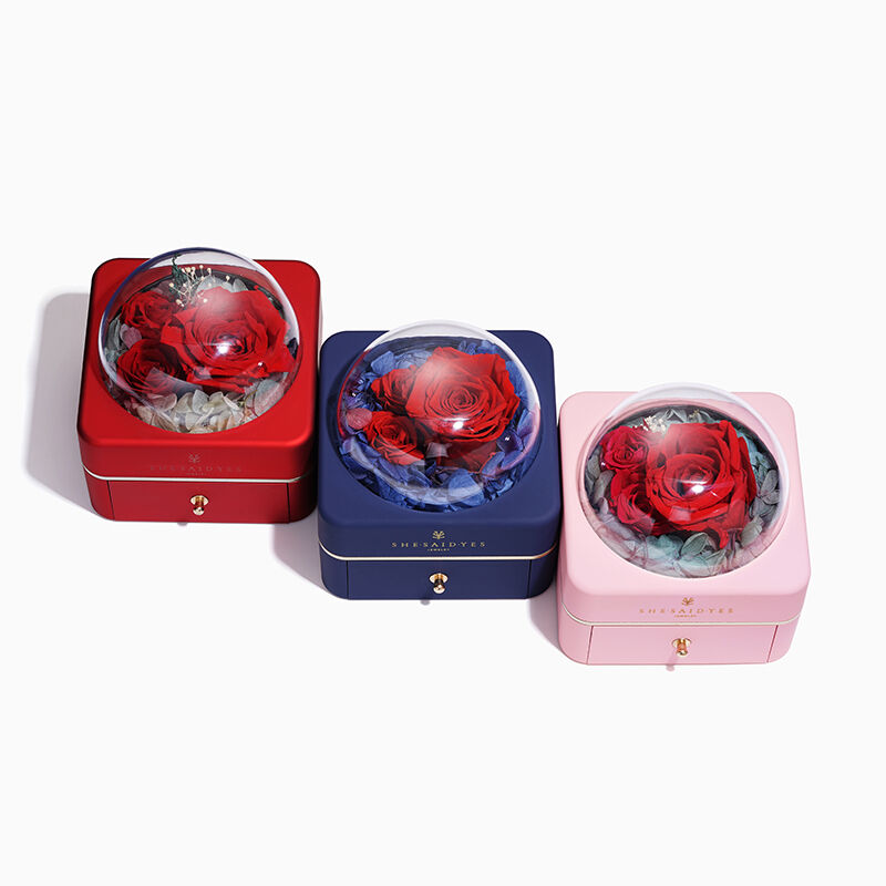 "Preserved Forever Rose" Square-Shaped Gift Box Red