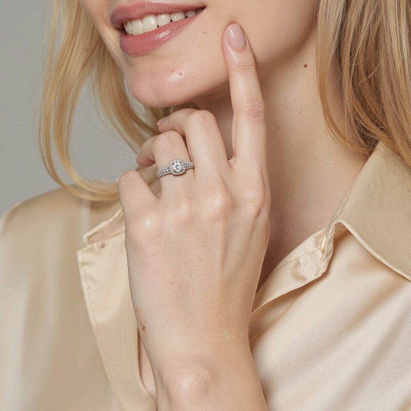 "Affectionate Password" Round Cut Halo Engagement Ring